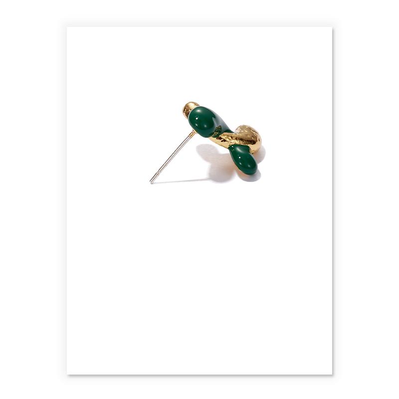 X-Shaped Earrings In Gold And Enamel
