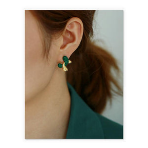 X-Shaped Earrings In Gold And Enamel