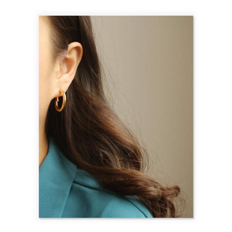 Open Hoop Earrings In Gold
