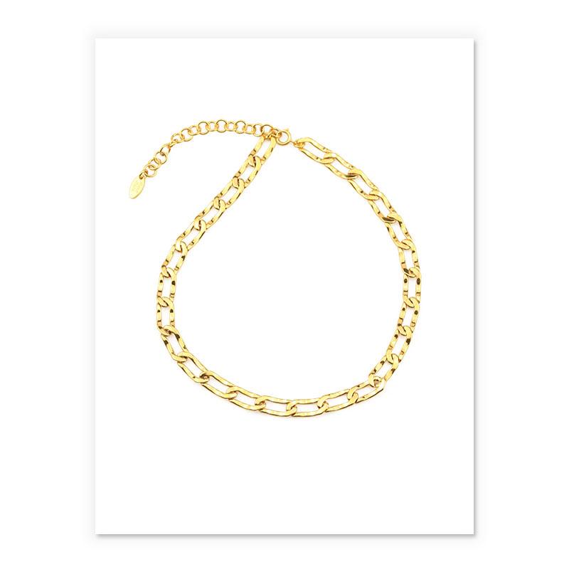 Flat Curb Chain Necklace In Gold