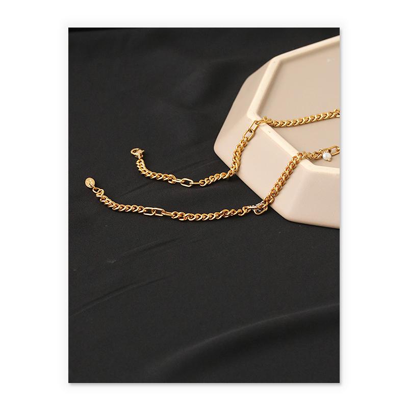 Bold And Thin Chain Necklace with Pearl In Gold