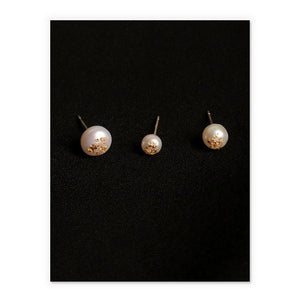 Large Pearl Stud Earrings Embellished With Gold Leaves