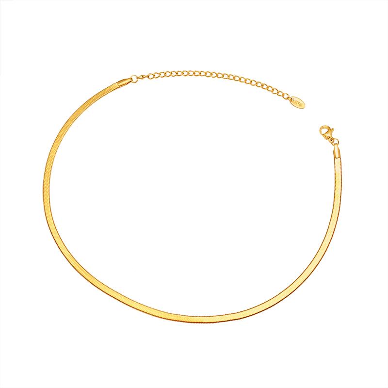 Herringbone Chain Necklace In Gold
