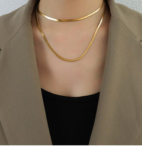 Herringbone Chain Necklace In Gold