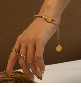 Love Lock Bracelet In Gold