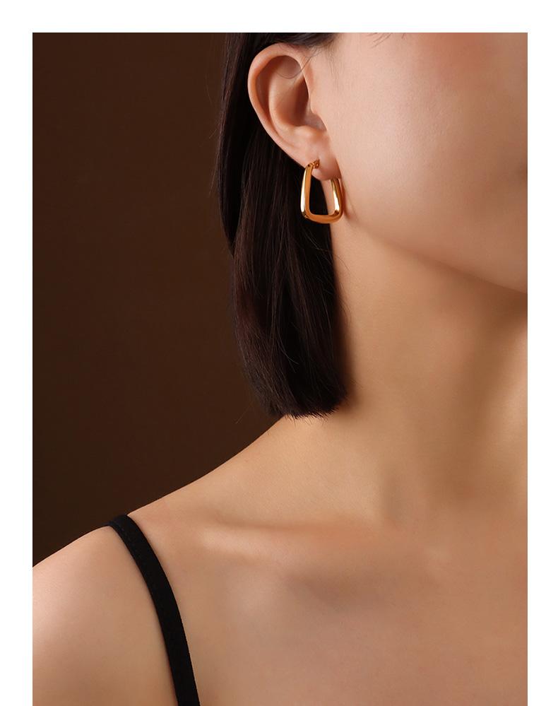 Rectangle Hoop Earrings In Gold