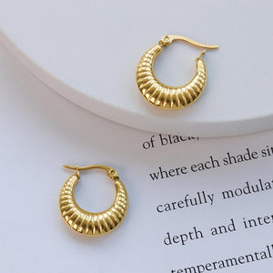 Croissant Hoop Earrings In Gold